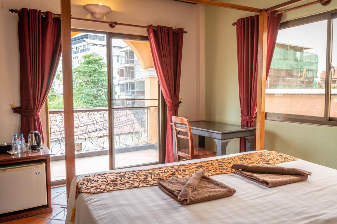 Den Hotel Totonou Siem Reap Extérieur photo